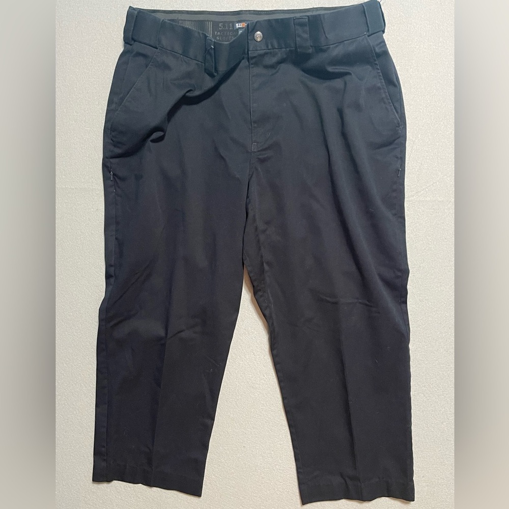 5.11 511 Tactical Series Dark Blue Pant Men's Size 42 x 25  Lots of Pockets